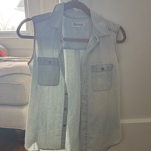 Madewell Chambray Sleeveless Button-Up